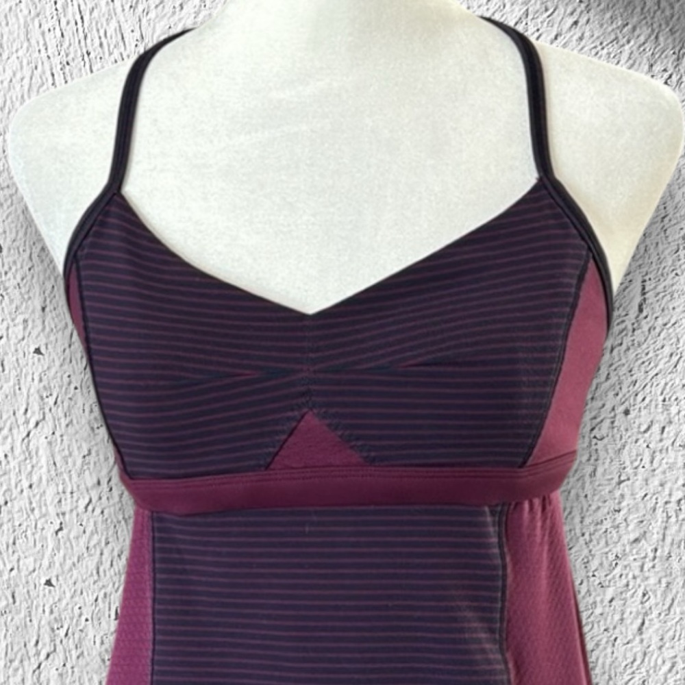 Lululemon Bend & Flow Tank - Picture 3 of 10